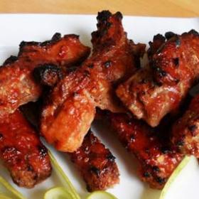 SƯỜN CÂY NƯỚNG MẬT ONG TẨM MÈ - grilled pork ribs with special sauce