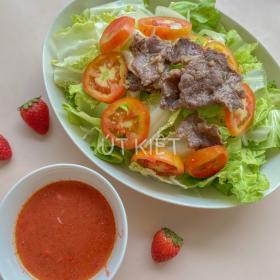 SALAD BÒ TRỘN DẦU GIẤM - Beef Salad with Vinaigrette